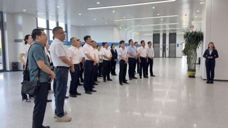 ����ũ�Ѽ����հ���ҩҵ���޹�˾���и���OG���˹ٷ����������Ļ���Ʒչ