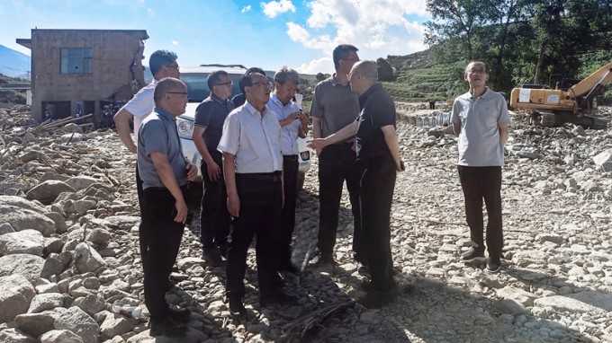 ����� ��һ�������ض��������������ֺ�����������ѯ��������